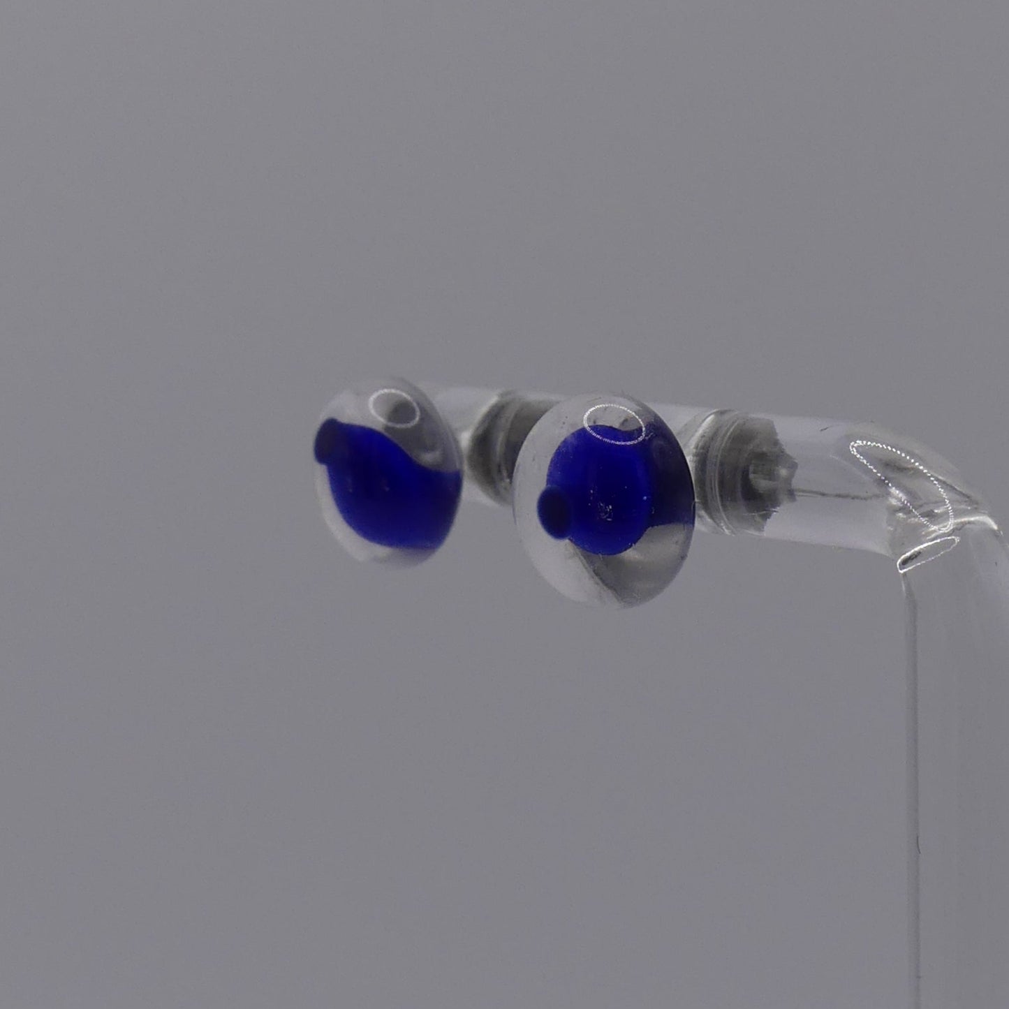 Clous d'oreilles bleu
