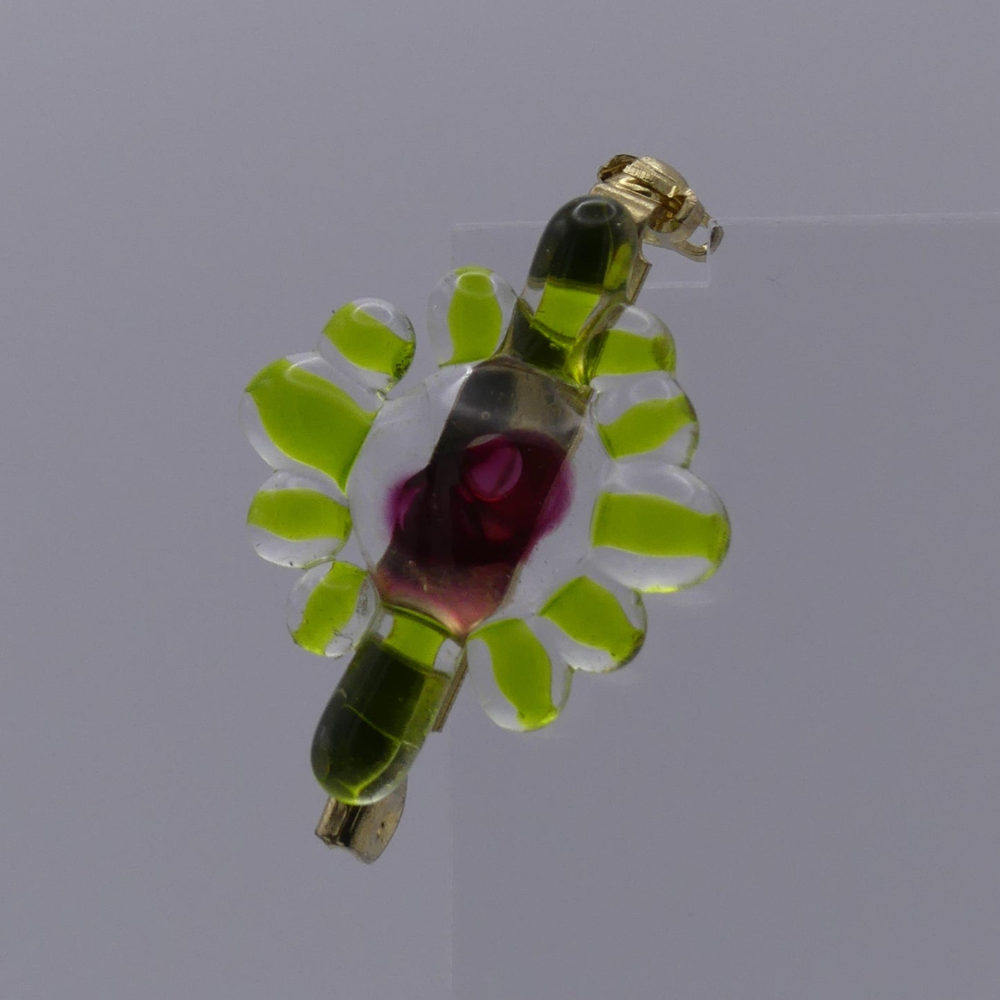 Broche vert rose