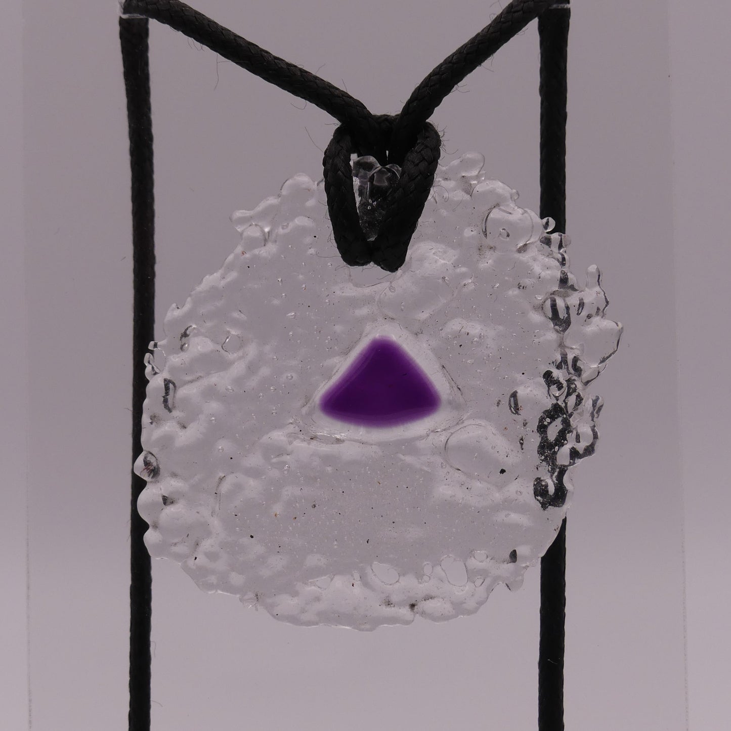 Collier violet