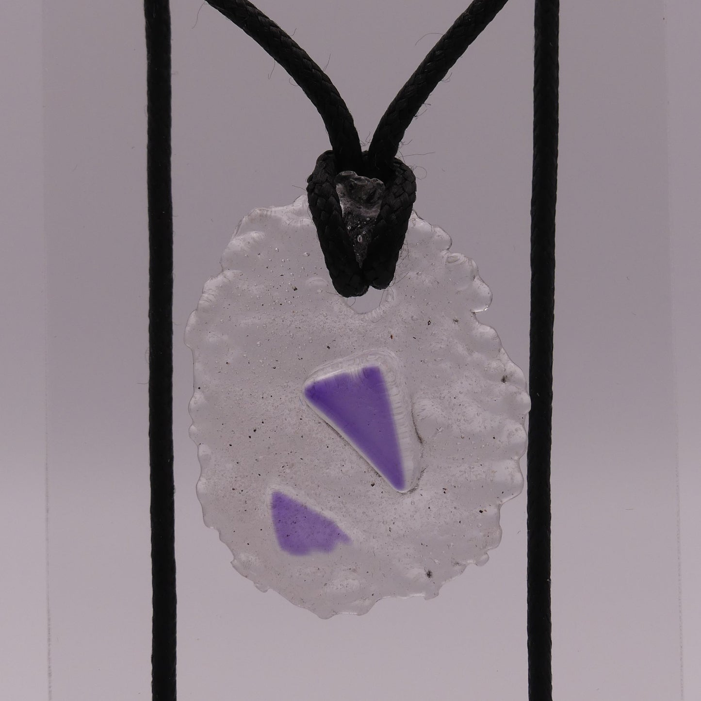 Collier violet
