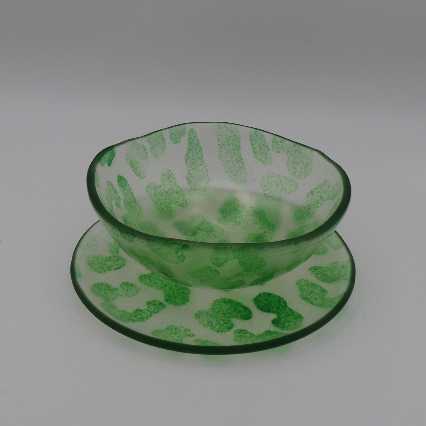 Assiette à thé léopard vert