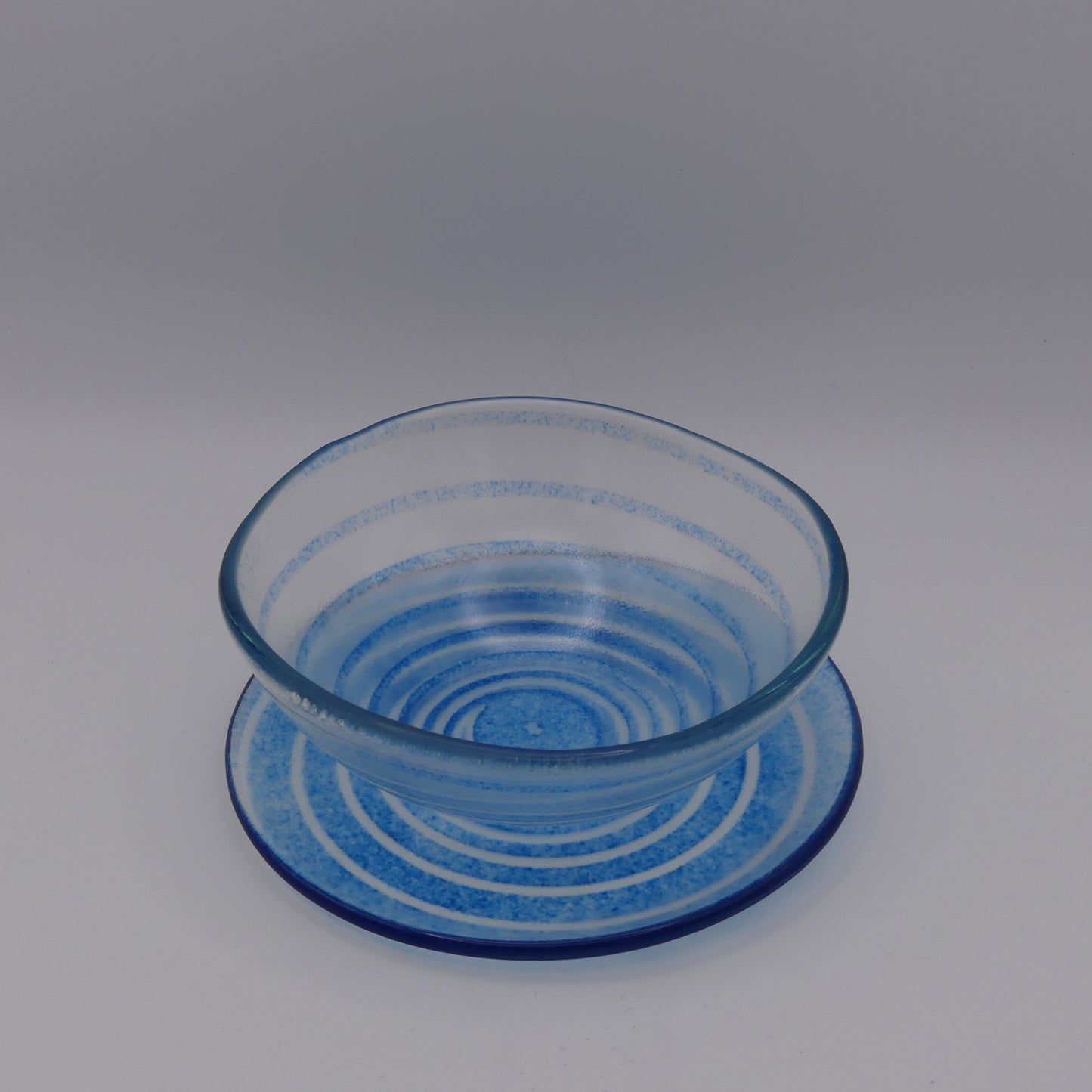 Assiette à thé spirale bleu