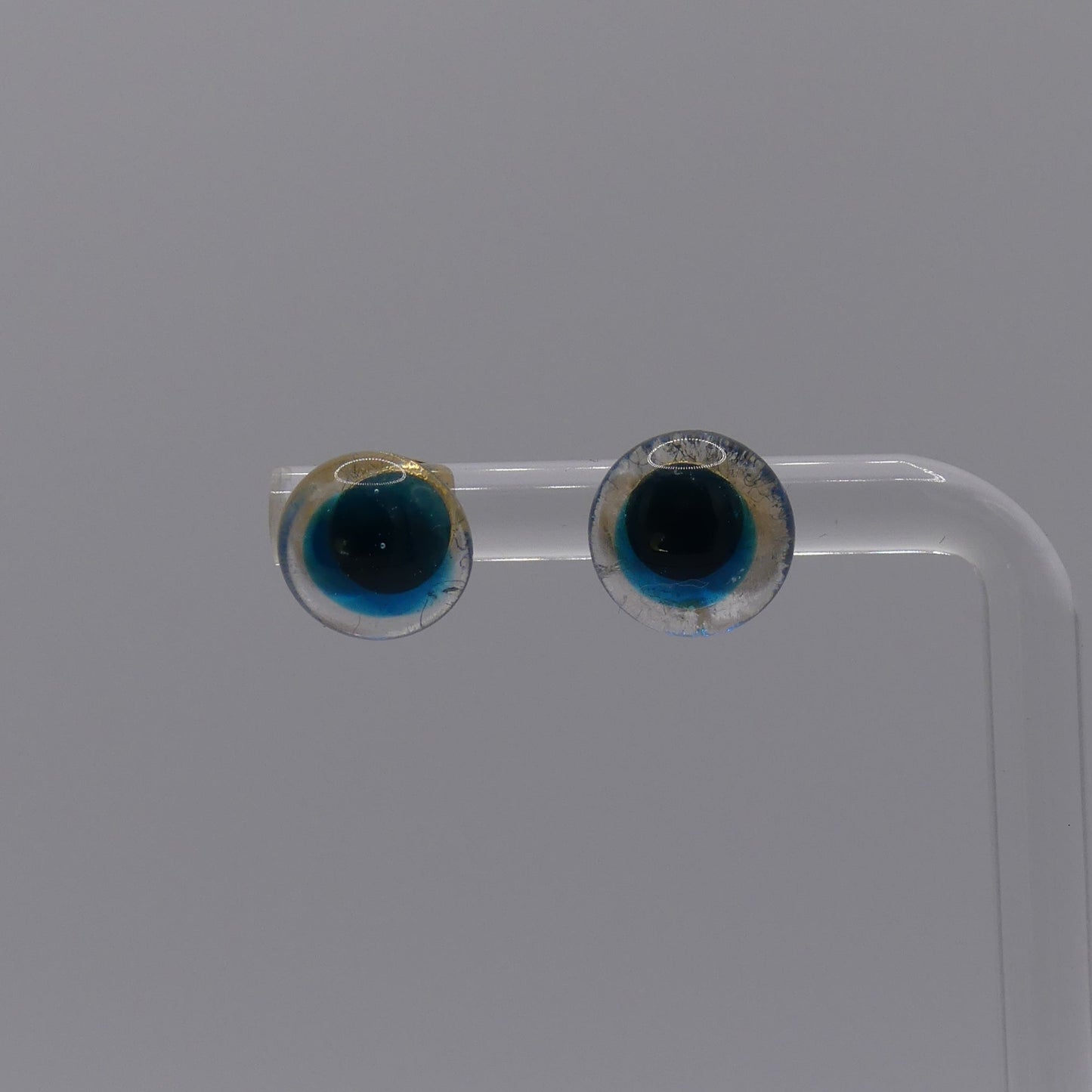 Clous d'oreilles bleu