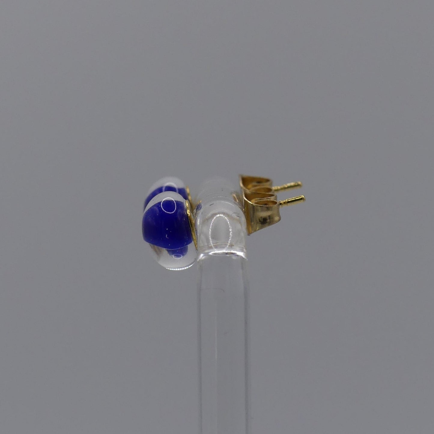 Clous d'oreilles bleu