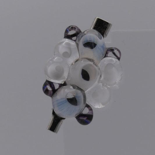 Broche noir blanc