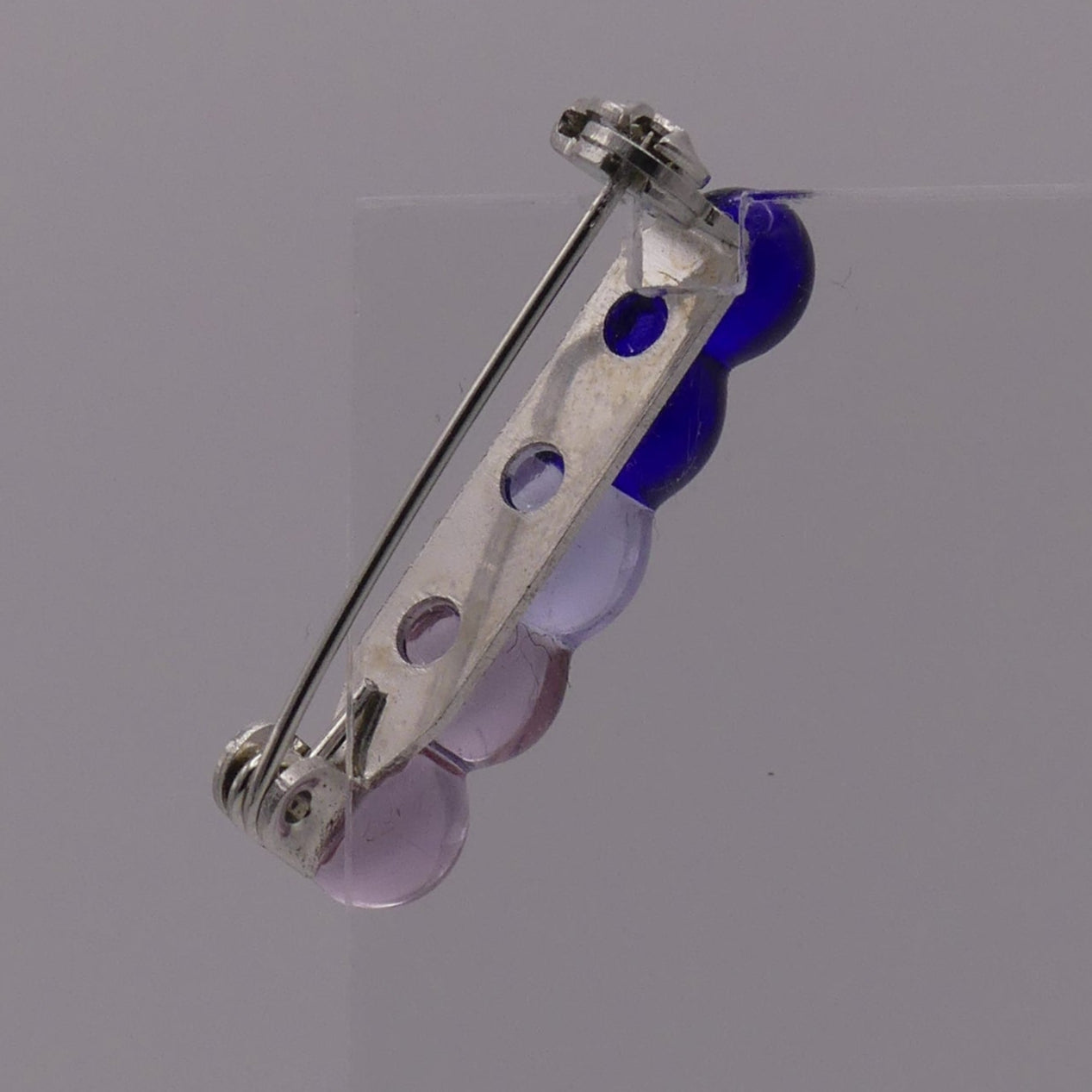 Broche bleu violet rose