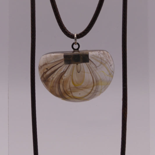Collier marron