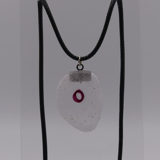 Collier bordeaux
