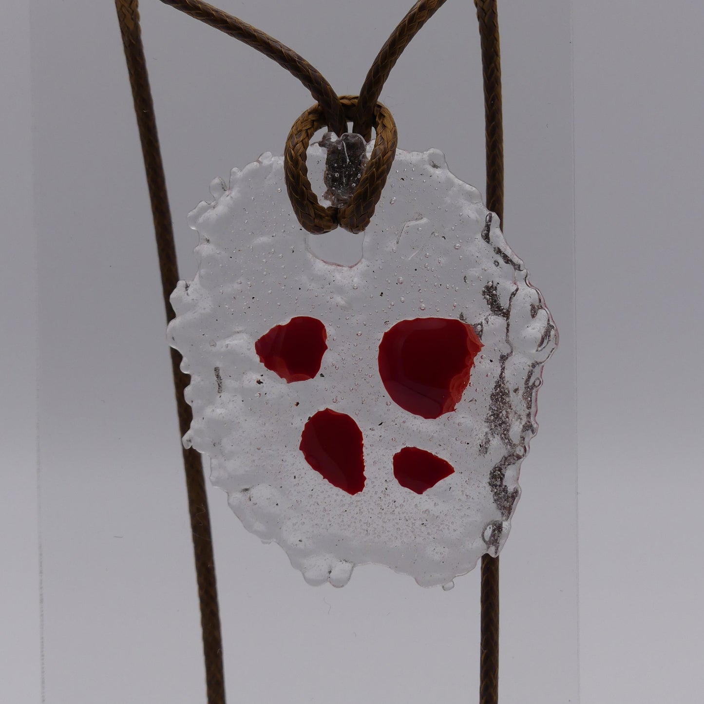 Collier rouge