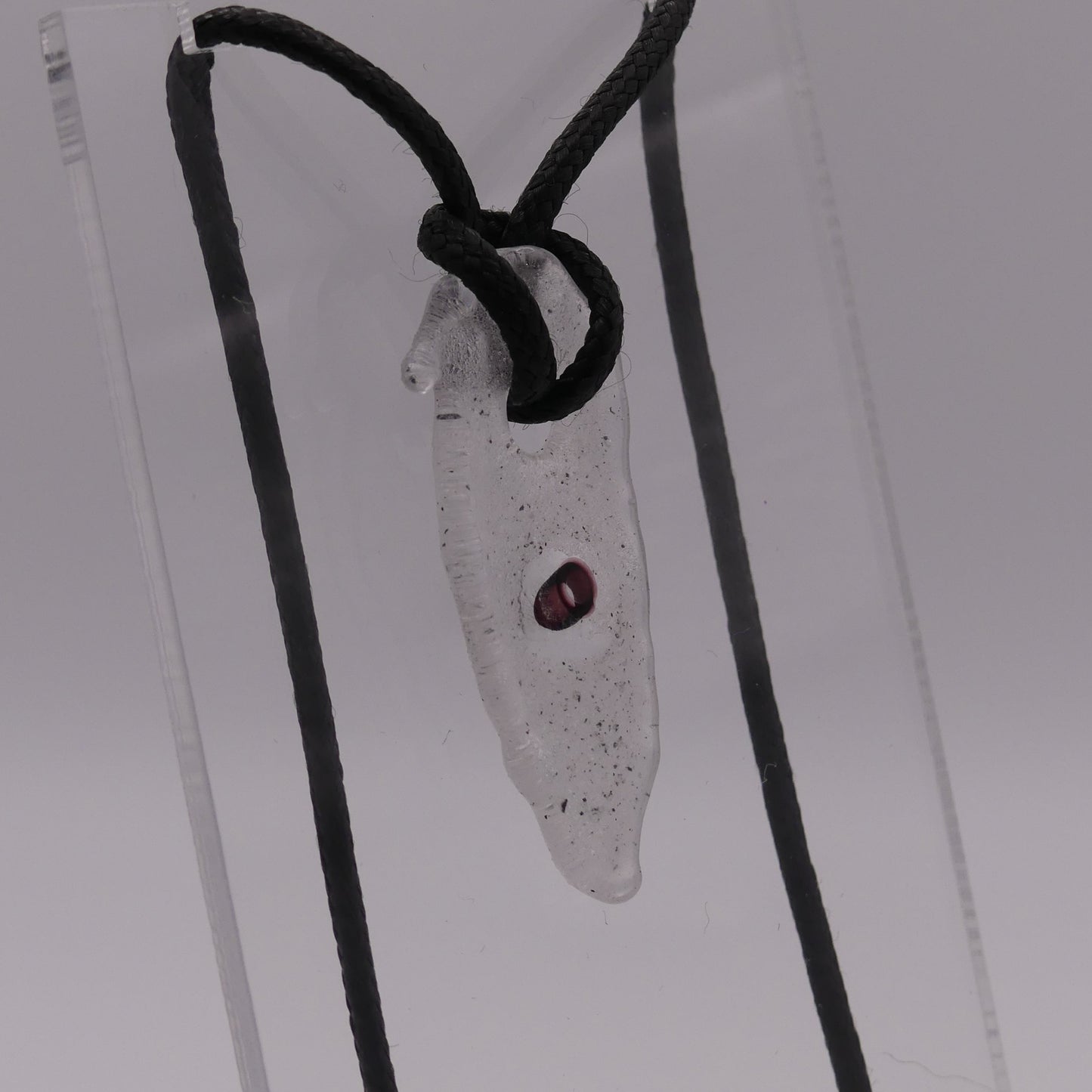 Collier violet