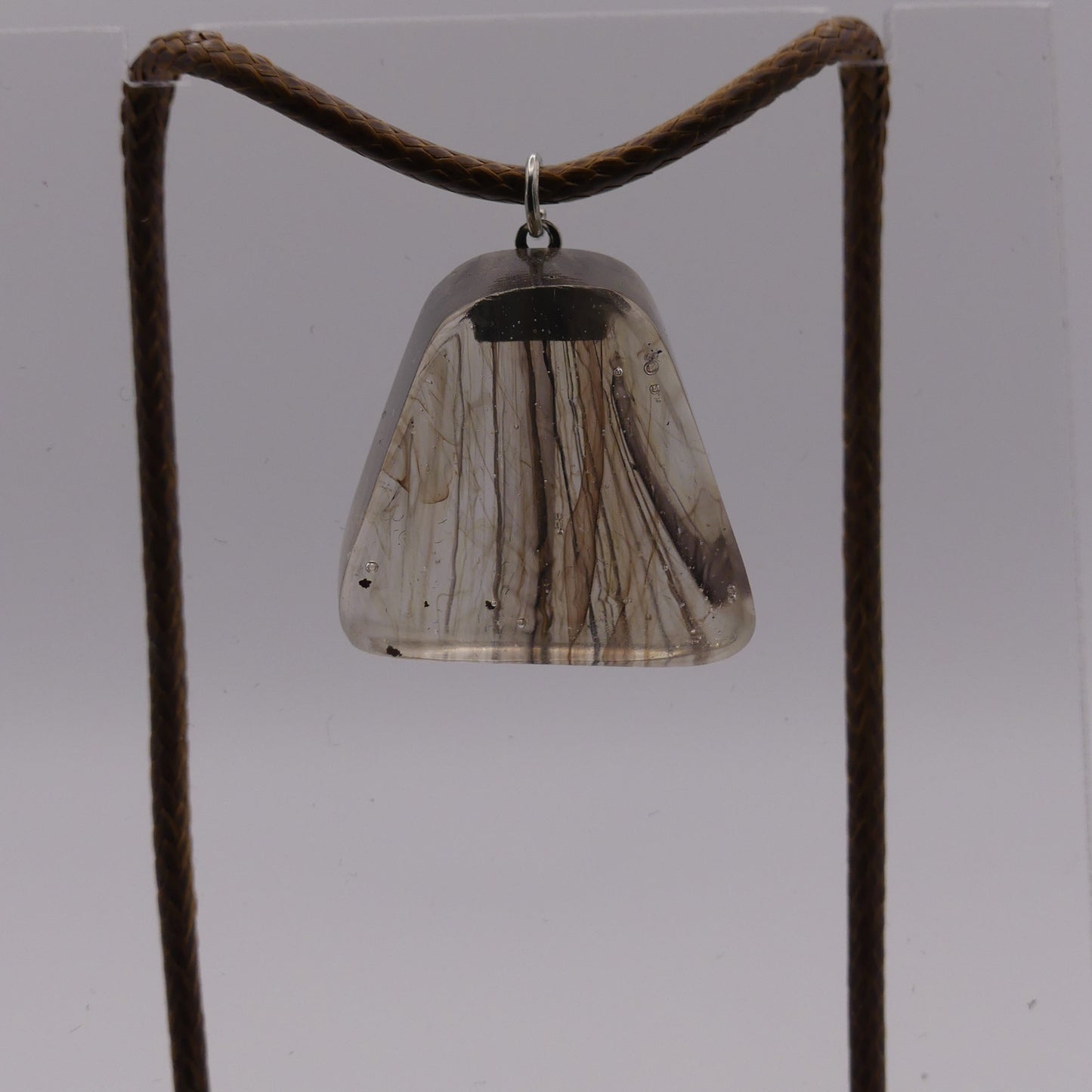 Collier marron