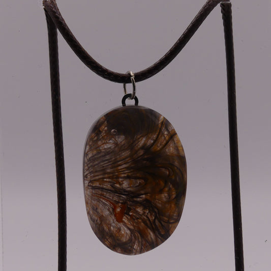 Collier marron
