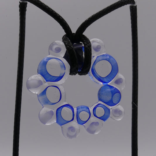 Collier bleu blanc