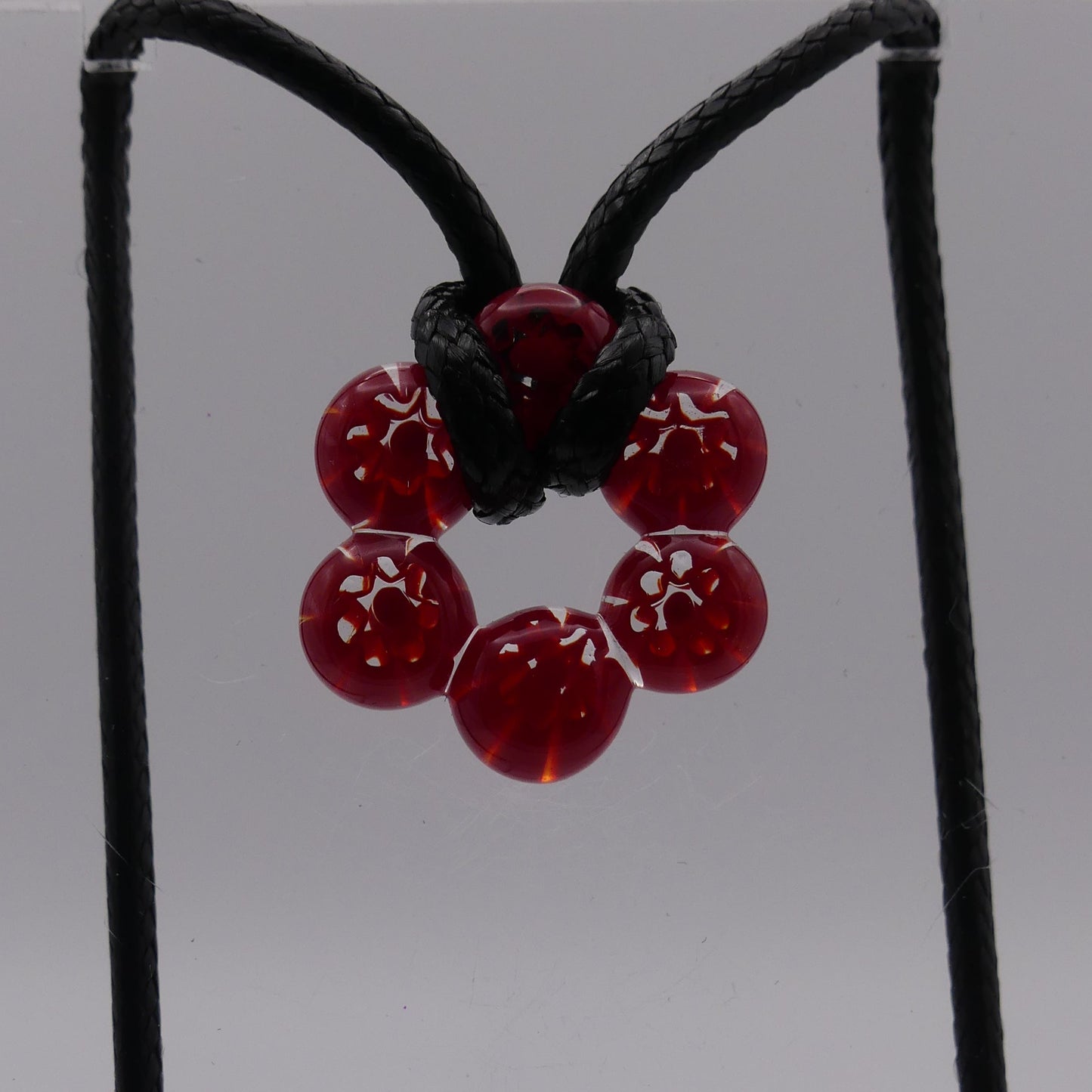 Collier rouge