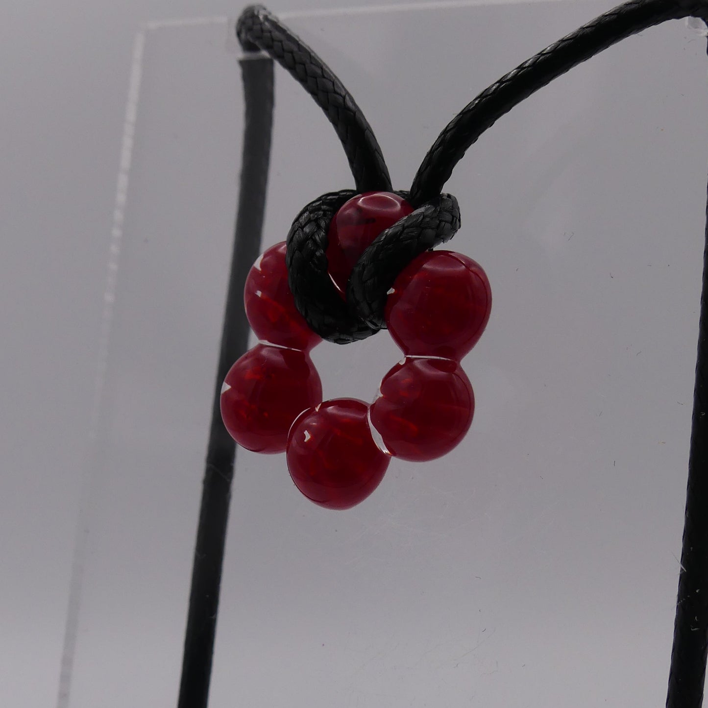 Collier rouge