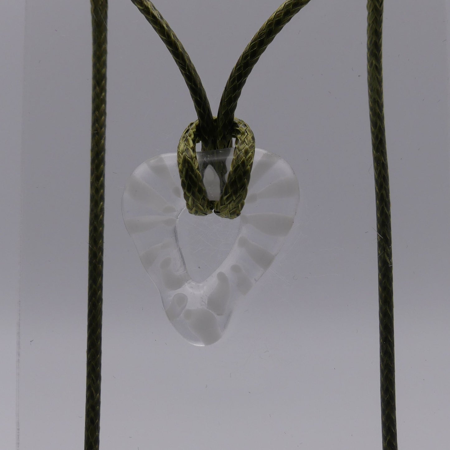 Collier coeur blanc