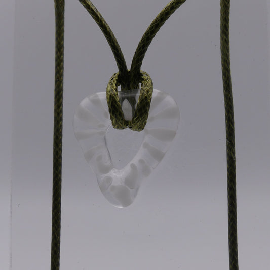 Collier coeur blanc