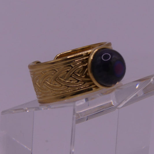 Bague noir et violet