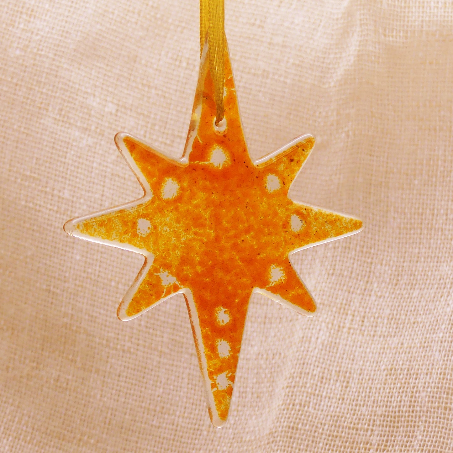 Étoiles dorées