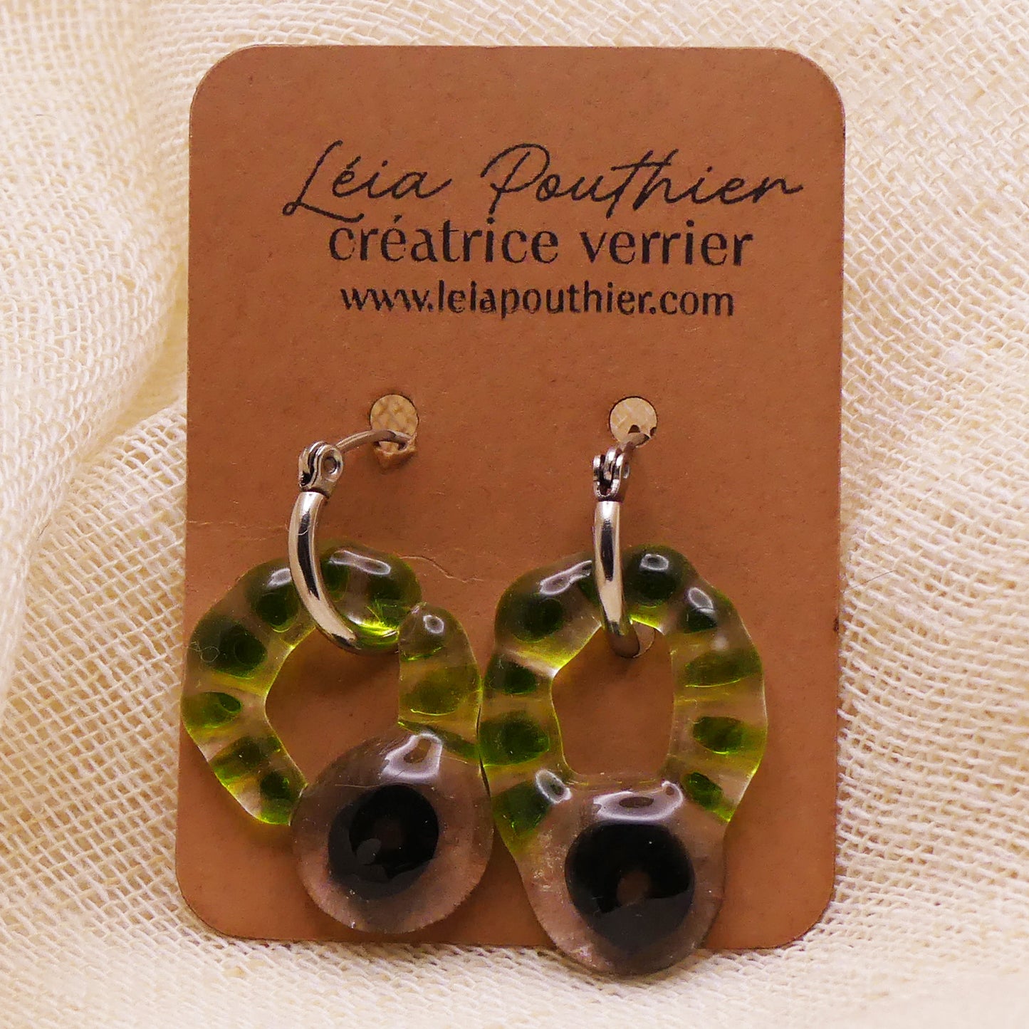 Boucles d'oreilles vertes noires