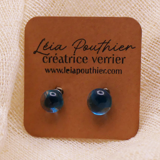 Clous d'oreilles bleus
