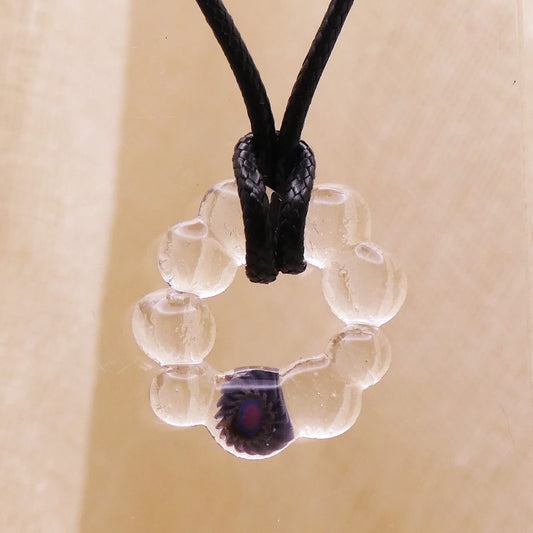 Collier noir et violet