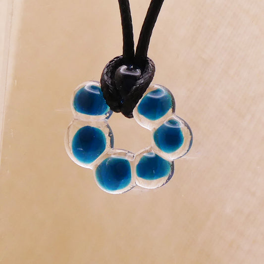 Collier bleu canard