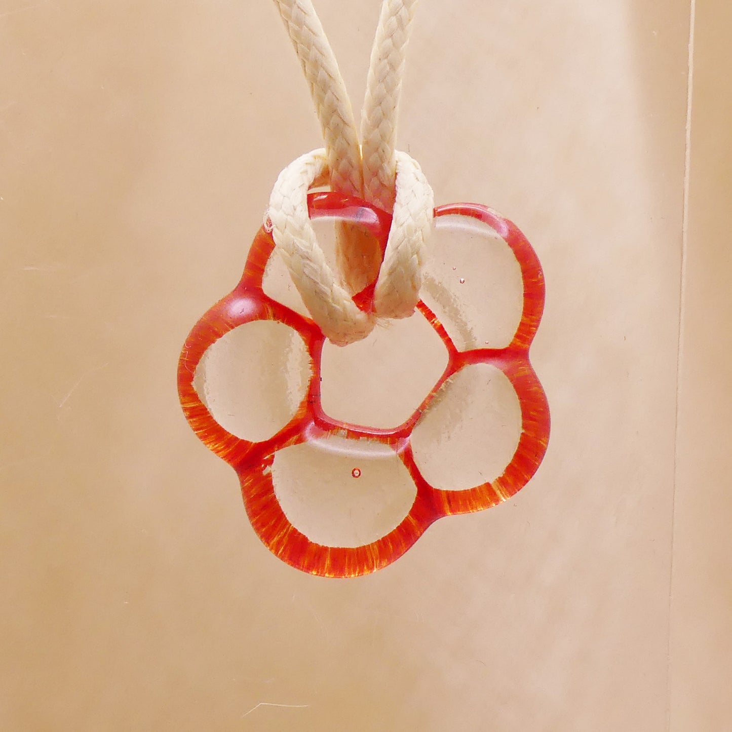 Collier orange